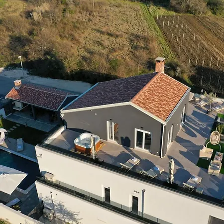 D-palace-lux Donji Zemunik